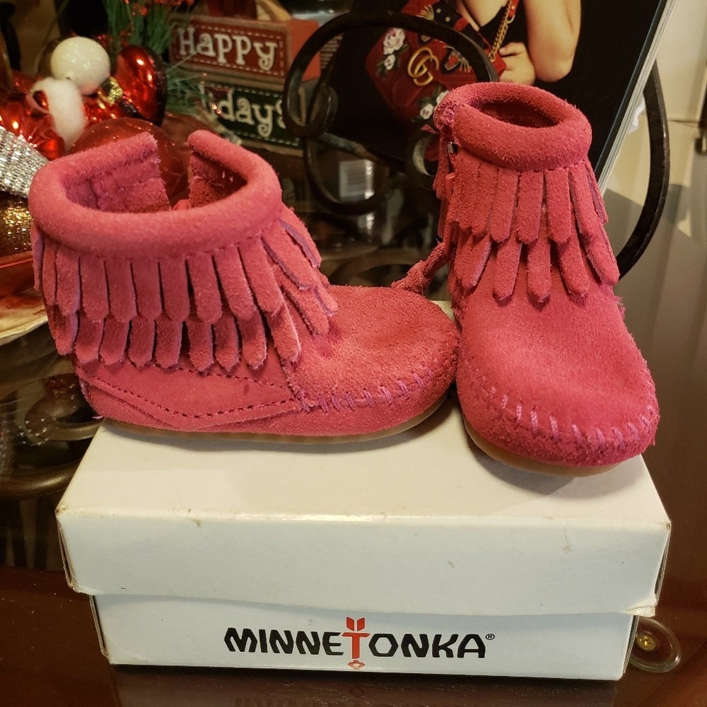 Brand New Infant Minnetonka Boots!